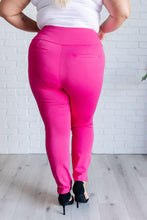 Load image into Gallery viewer, Magic Skinny 28&quot; Pants in Hot Pink
