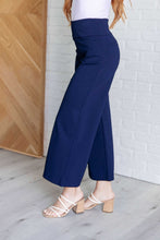 Load image into Gallery viewer, Magic Wide Leg Crop Pants in Navy
