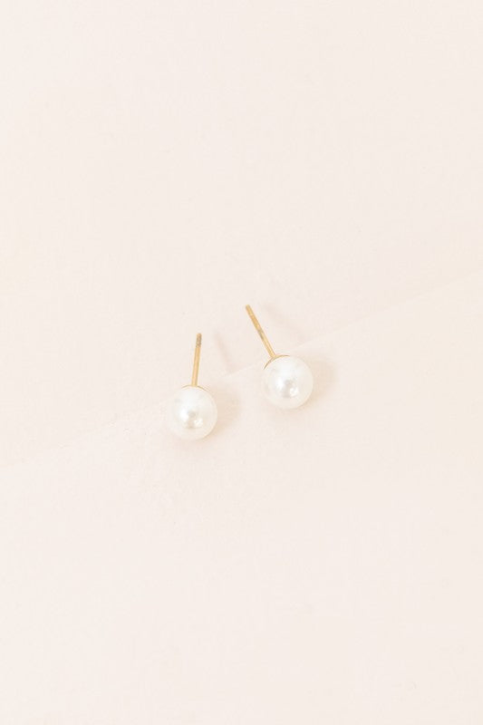 Flawless Pearl Stud Earrings- Small