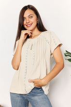 Load image into Gallery viewer, Crochet Buttoned Short Sleeves Top

